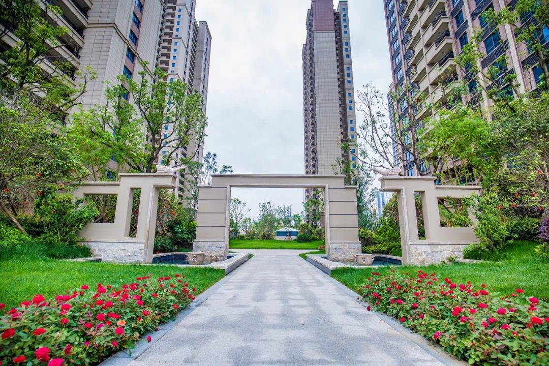 颍泉碧桂园门窗案例